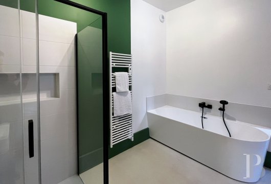 En Saône-et-Loire, au cœur de la ville d’Autun, une demeure d’inspiration palladienne dans un parc de près d’un hectare - photo  n°24